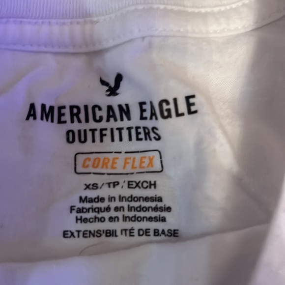 Men's American Eagle size x-small white T-shirt. - Picture 3 of 3